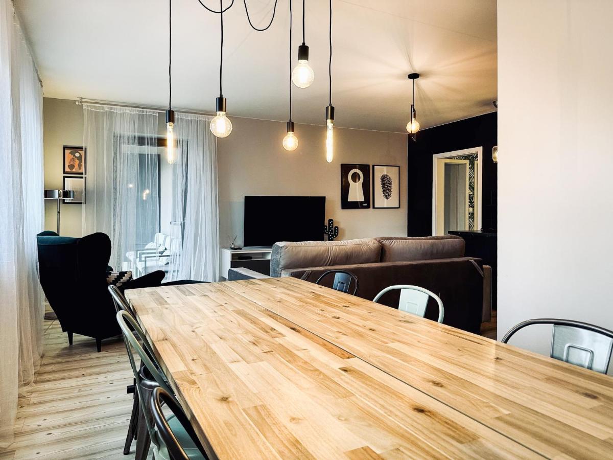 Cozy Apartment In Old Chocolate Factory クラクフ エクステリア 写真