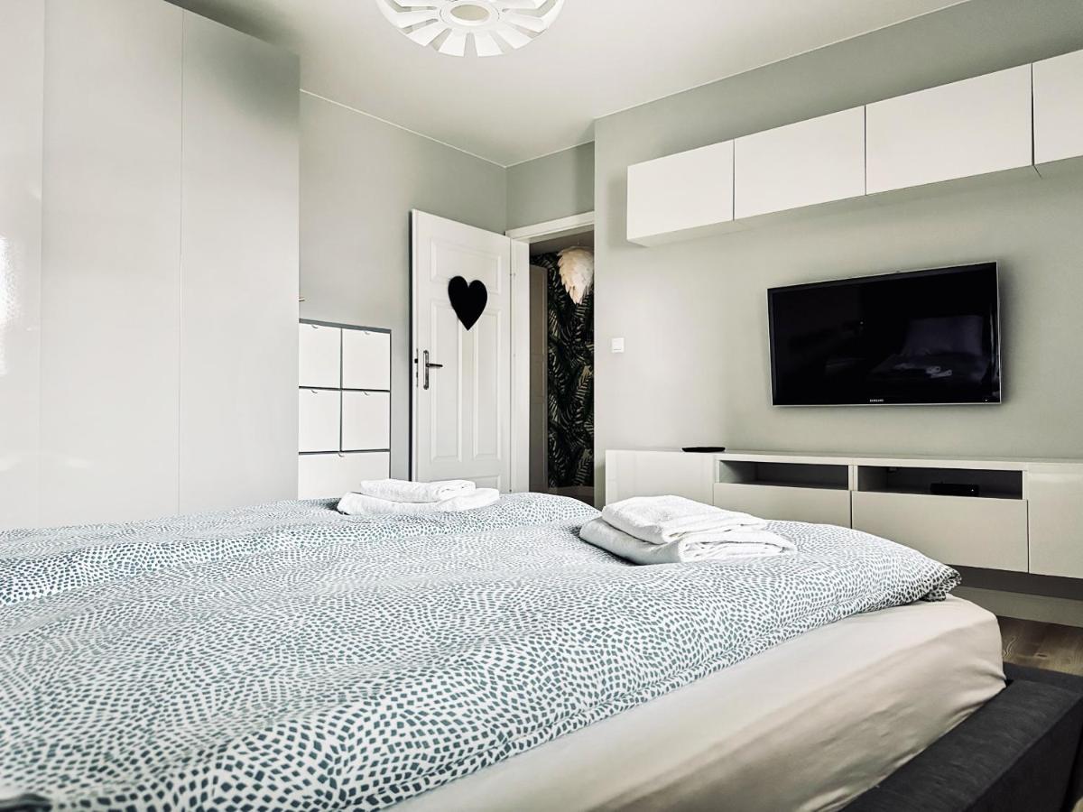 Cozy Apartment In Old Chocolate Factory クラクフ エクステリア 写真